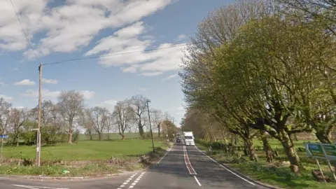 Google Maps The A635 Barnsley Road in Hickleton
