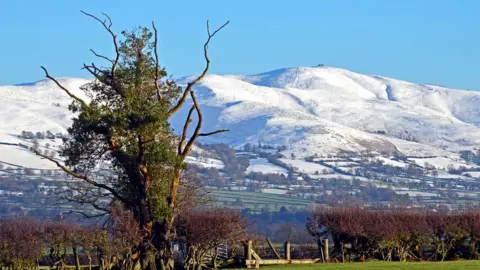 Mr P | BBC Weather Watchers Moel Famau and the Clwydian Range