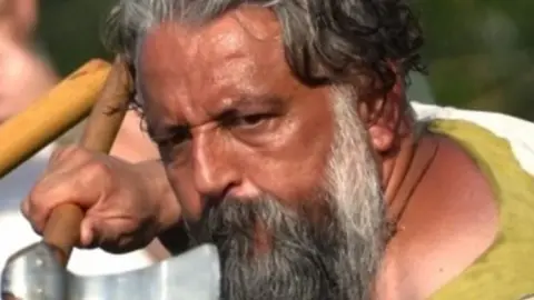 Steven Brunsdon Viking re-eneactor