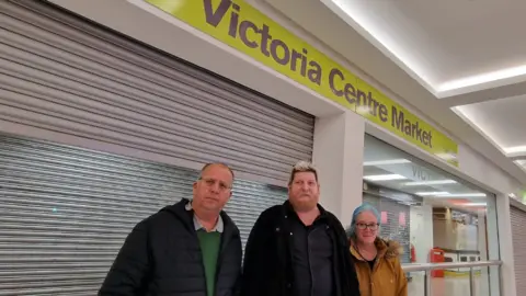 LDRS Stephen Taylor and other traders