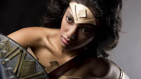 Che Studio Amaya Suriyapperuma dressed as Wonder Woman