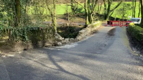 Historic Devon bridge closed for weeks due to vehicle damage