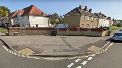 Google Wodehouse Road/Bishops Road