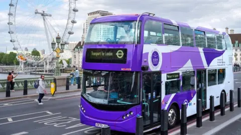 TfL Jubilee bus