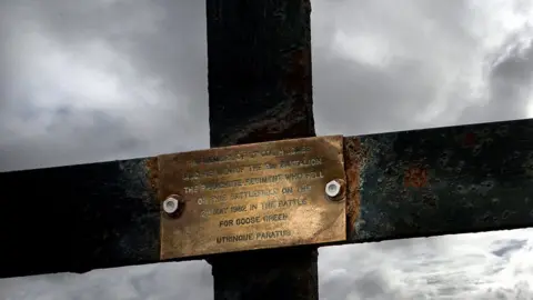 Getty Images Commemorating the men of the 2nd Para Regiment who fell during the battle for Goose Green on 28 May 1982