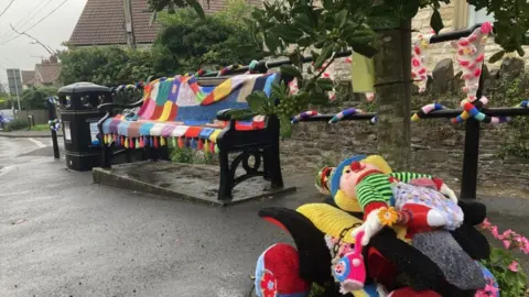 Yarnbomb