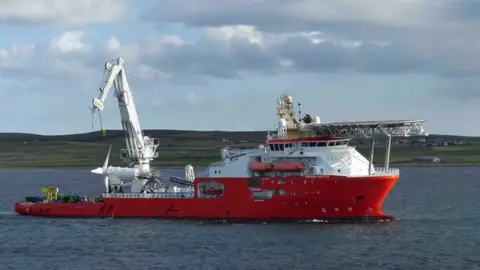 MeyGen Turbine being hoisted in place from a ship