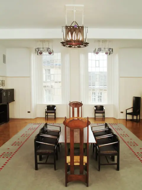 Glasgow School of Art The Mackintosh Room, the original Board Room in the Mackintosh Building