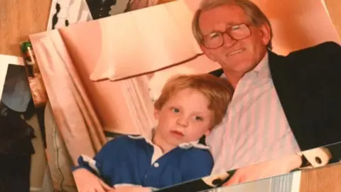 Family photo Jamie with his father