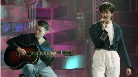 Everything But The Girl on Top Of The Pops