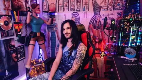 Ash Kaprielov Ash Kaprielov