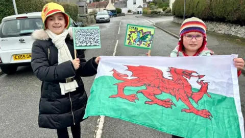Ysgol Llanfairpwll Nataliia and Sofiia on St David's Day