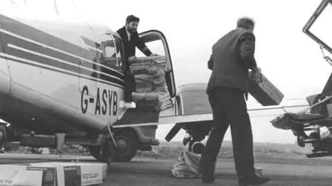 Loganair Loganair operated the Glasgow-Stornoway newspaper contract for 10 years from 1964