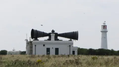 Gareth James / Geograph Fog Horn station on Flat Holm