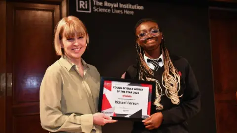 ABSW BBC science correspondent Victoria Gill and young science writer of the year, Richael Forson