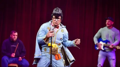 Circus Funtasia Elvis impersonator