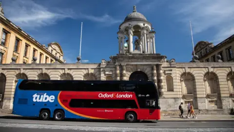 Stagecoach Oxford Tube