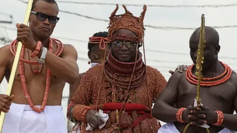 AFP Oba Ewuare II (C) during his coronation in Benin City, Nigeria - 20 October 2016