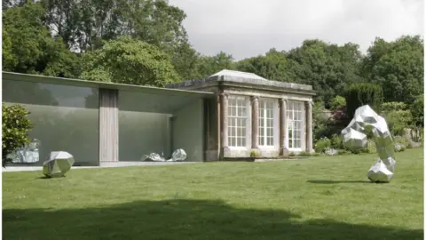 New Art Centre, Wiltshire New Sculpture by Toby Zeiglar