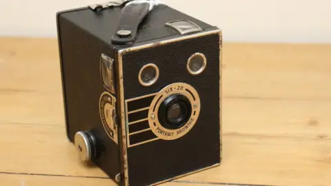 Graeme Webb Box brownie