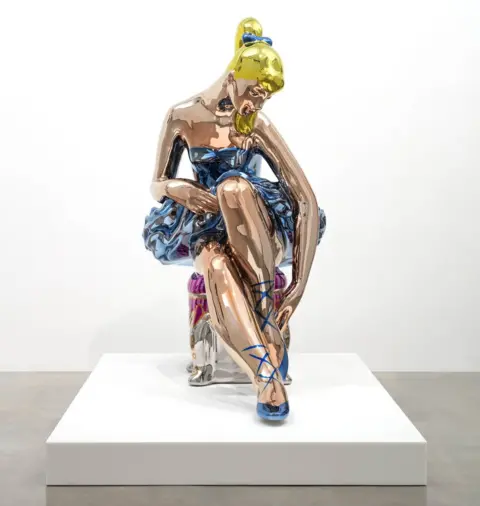 Jeff Koons/Gagosian Jeff Koons exhibition at the Ashmolean in Oxford