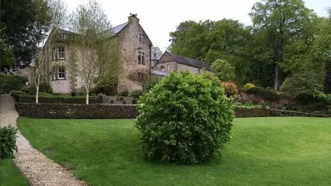 Geoff Lester Bank house