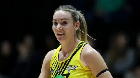 Natalie Metcalf in action for Manchester Thunder