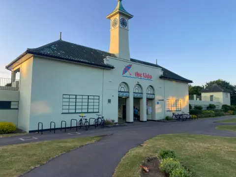 Ben Stevenson/BBC Peterborough Lido