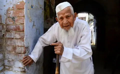 Getty Images An Indian Muslim voter leaves after casting his vote at a polling station, in Kanpur on April 29, 2019.