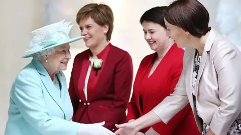 Getty Images Nicola Sturgeon, Ruth Davidson and Kezia Dugdale meet the Queen