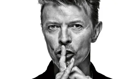 Gavin Evans David Bowie by Gavin Evans