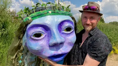 BBC Puppeteer Kim Kaos