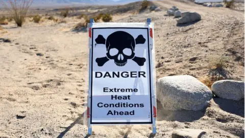 Mario Tama danger sign