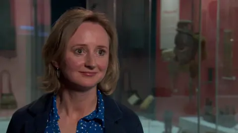 Tríona White Hamilton