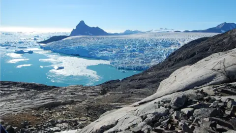 SAMS Greenland's ice melt is accelerating