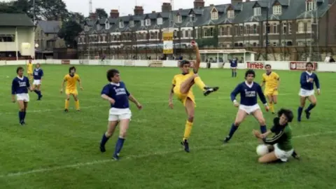 Geograph/Steve Daniels Oxford City playing in 1981