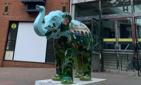 St Richard’s Hospice Leave the Herd Behind