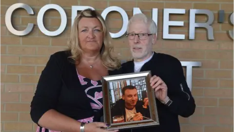 Gloucestershire News Service Sue Goellner and Steve Gunn