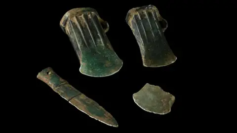 Amgueddfa Cymru – National Museum Wales Hoard of bronze tools