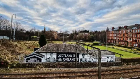 MIchael Shanks Hampden