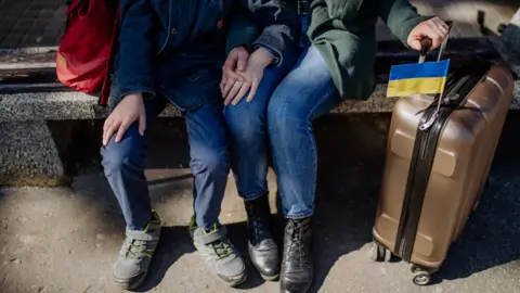 Getty Images/Halfpoint Images Ukrainan refugees (stock photo)