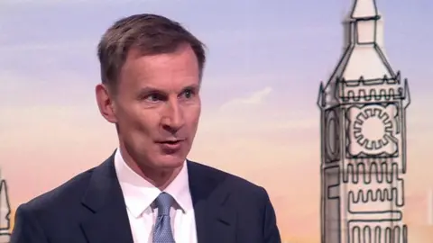 Jeremy Hunt speaking on Sunday with Laura Kuenssberg,