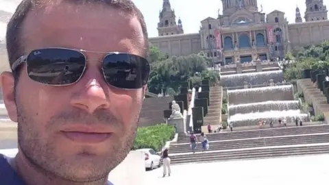 Albert Xhediku Albert Xhediku