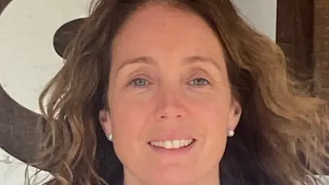 Naomi Knight Naomi Knight