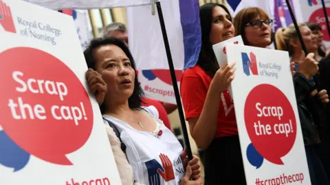 EPA Protests against the public sector pay cap