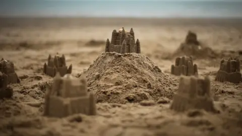 Christopher Furlong/ Getty Sandcastle