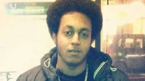 Family handout Esrom Ghide