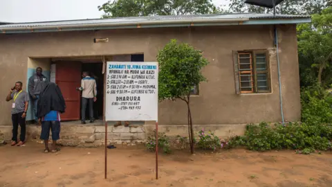 Sala Lewis/World Bank Clinic on Juma