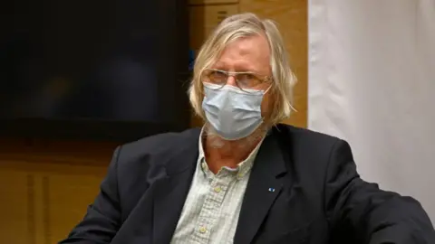 Getty Images Dr Didier Raoult wearing a face mask