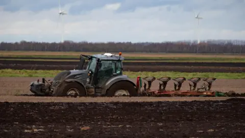 Terry-Harris.com Tractor